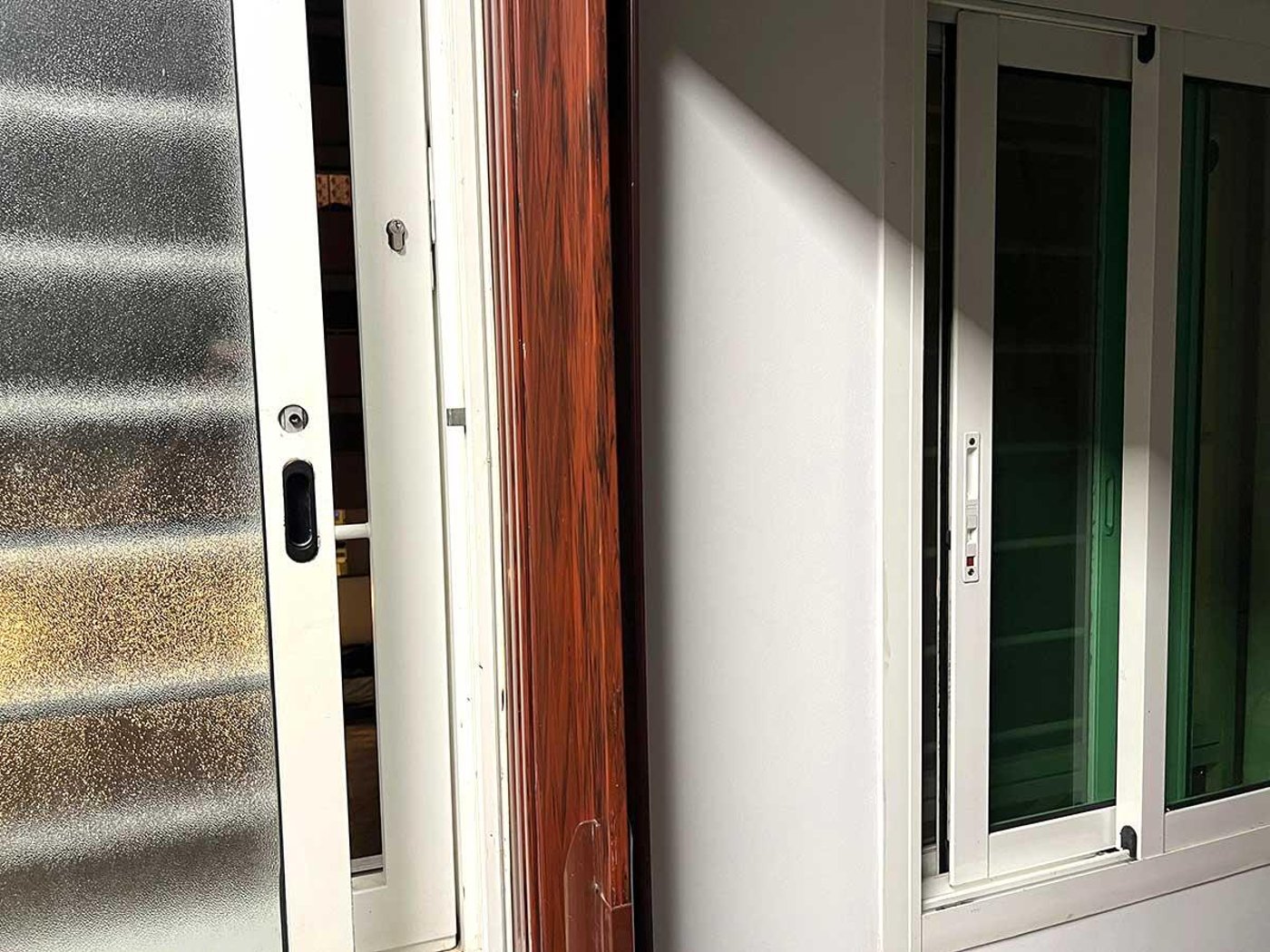 Windows partly opened