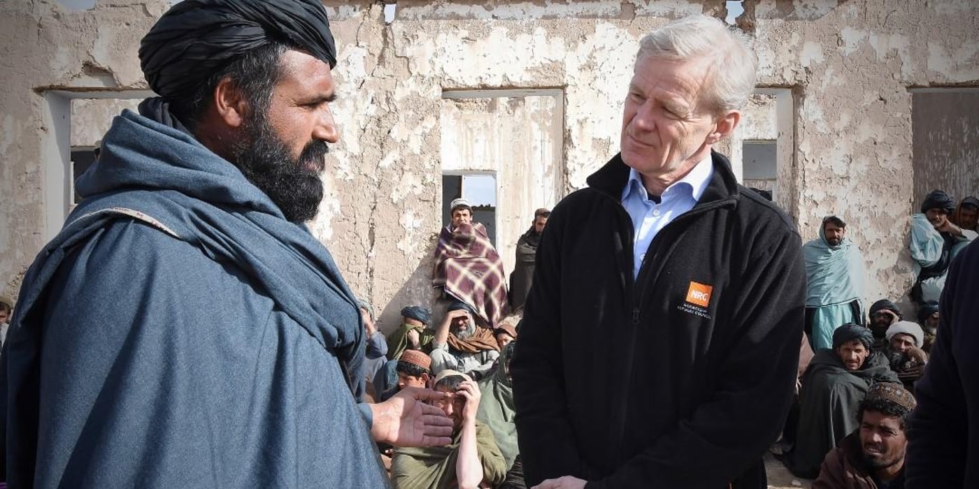 NRC's Secretary General Jan Egeland in conversation with internally displaced people in Afghanistan.