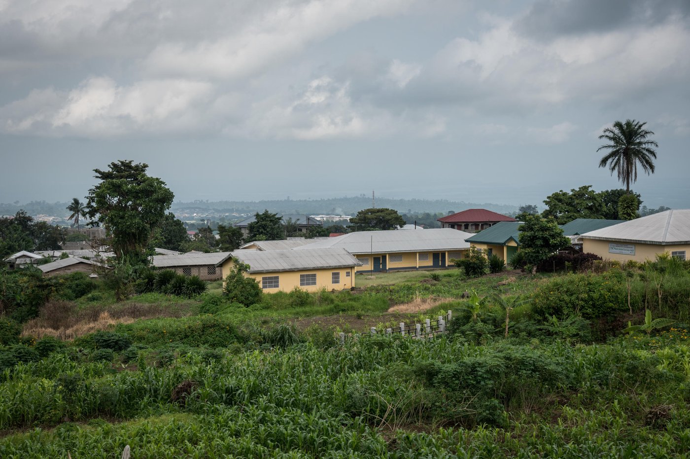 Conflict in South-West and North West region of Cameroon has forced half a million people to flee their homes. This photo is from Buea in South-West region. Photo: NRC/Tiril Skarstein