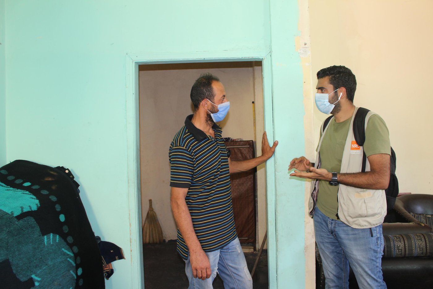 NRC's team assessing the damage in one of the homes in Karantina, one of the most affected areas in the Beirut explosion.

Photo: Racha El Daoi/NRC