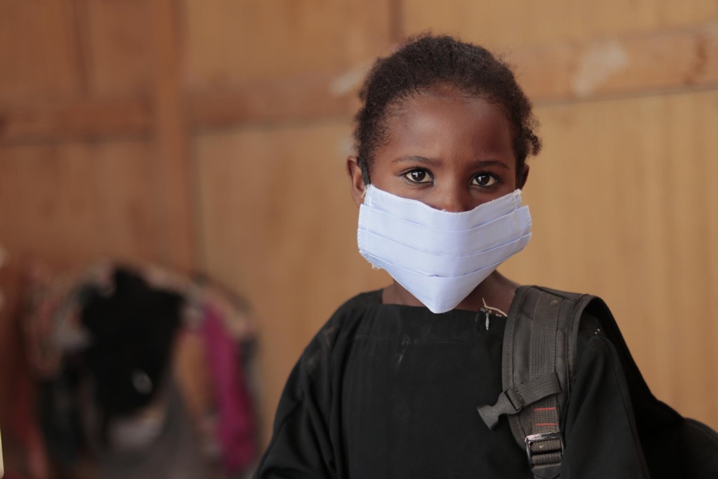 Photo: Mahmoud Al-Filstini/NRC

Marwa Rasheed, aged 9, fled her home in Taiz and now lives in Al-Meshqafa camp with her family. “We have been living here for two years. We don’t go to school because of corona,” she says. “I’m trying to study at home until the end of the coronavirus' rules and then we can go back to school.”
